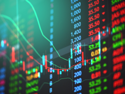 Le pouvoir des agences de notation : graphique du marché boursier, analyse de l'investissement financier, bourse