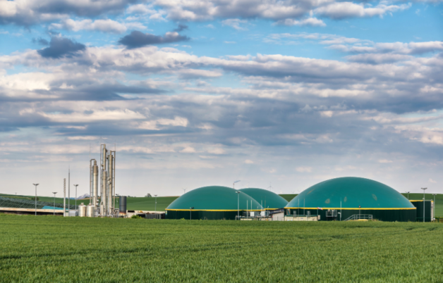 Une installation de biométhane - La méthanisation, le modèle économique des agriculteurs en difficulté ?